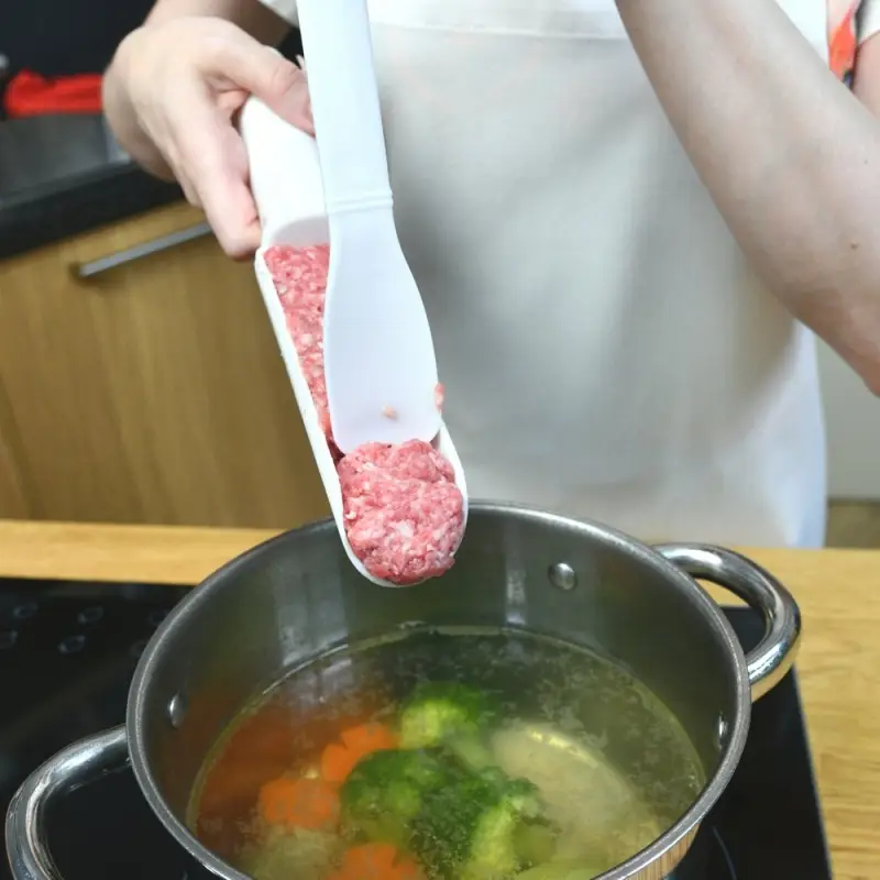 Набор для формирования фрикаделек и тефтелей 2 предмета Набор для формирования фрикаделек и тефтелей 2 предмета