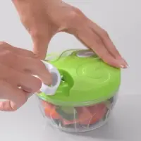 Ручной измельчитель овощей и фруктов Витаминка Ручной измельчитель овощей и фруктов Витаминка