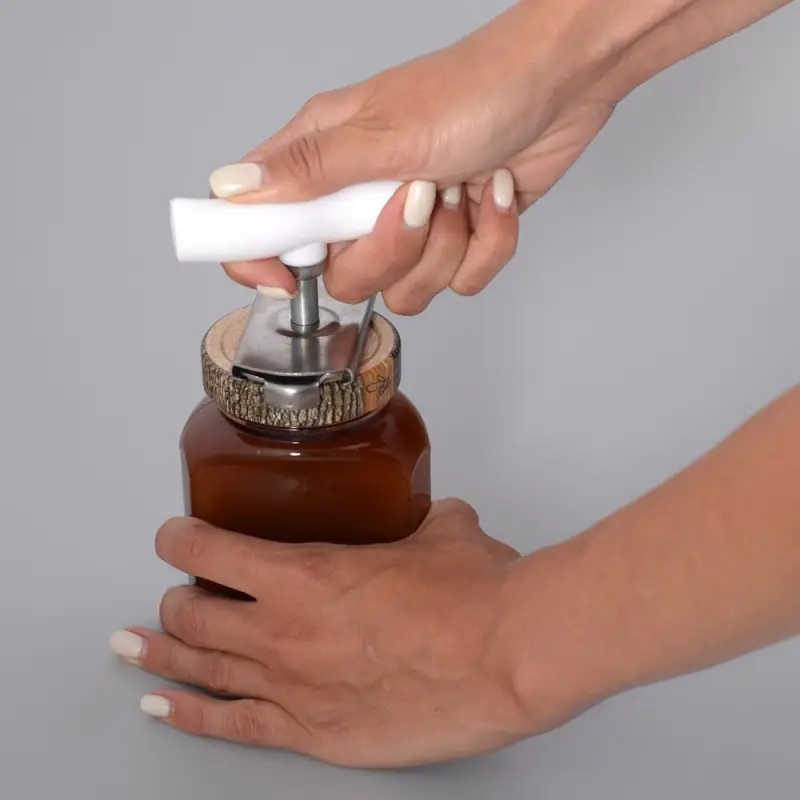 Открывалка для банок с винтовыми крышками Открывалка для банок с винтовыми крышками