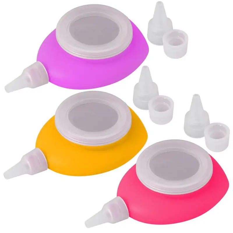 Декоратор для крема с 3 насадками (ассортимент) Декоратор для крема с 3 насадками (ассортимент)