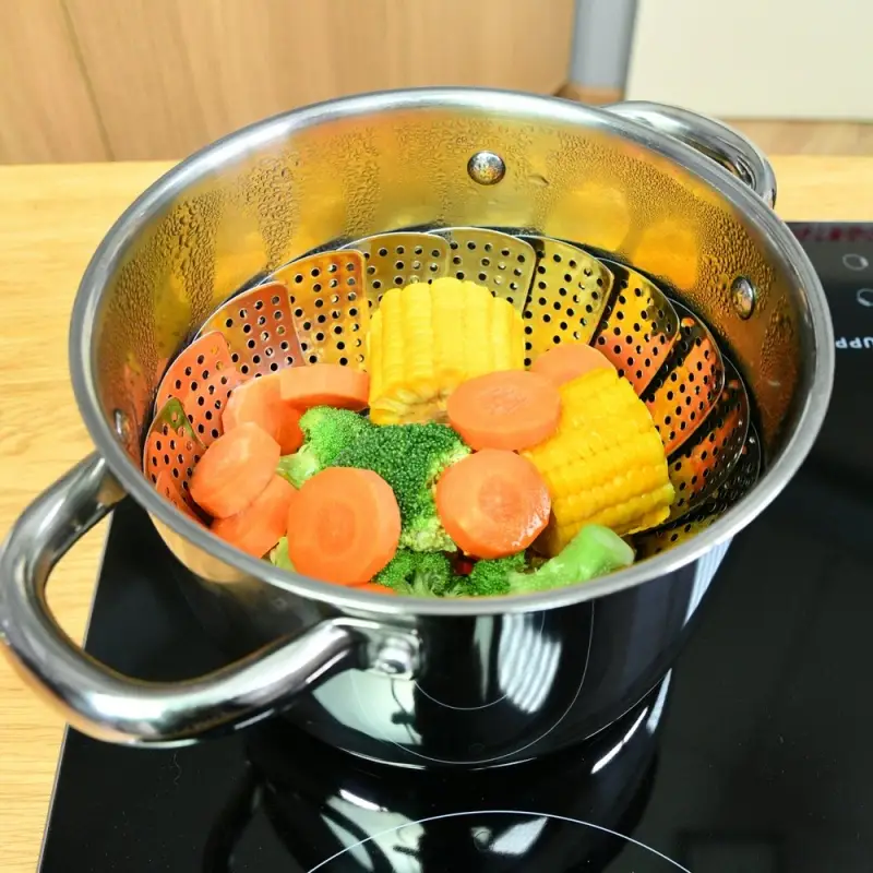 Пароварка "Здоровье", мин.диаметр 14см, макс.диаметр 23см, высота 7см