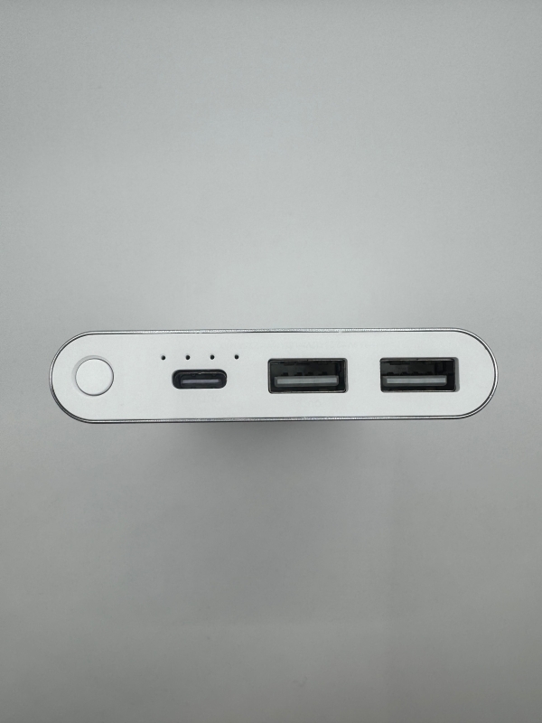 Внешний аккумулятор мощный Xiaomi Power Bank 10000 мАч Внешний аккумулятор мощный Xiaomi Power Bank 10000 мАч