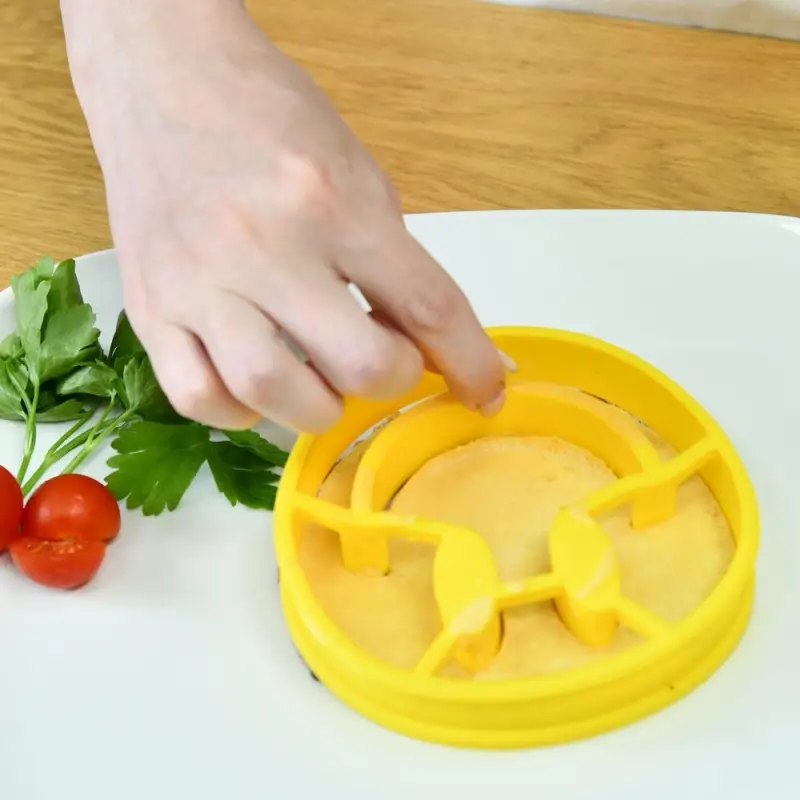 Форма для блинов и омлета Веселый блин Форма для блинов и омлета Веселый блин