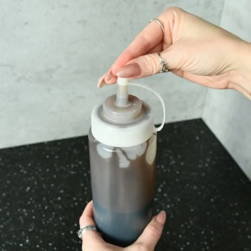 Бутыль для соуса 650мл Бутыль для соуса 650мл