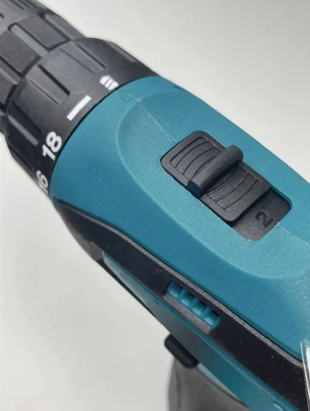 Шуруповерт аккумуляторный 12V  24 Нм  2 АКБ (цвет в ассортименте)