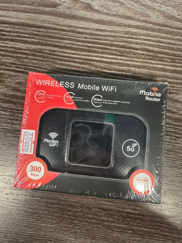 Мобильный Роутер Wi-Fi 4G LTE SIM карманный черный Мобильный Роутер Wi-Fi 4G LTE SIM карманный черный