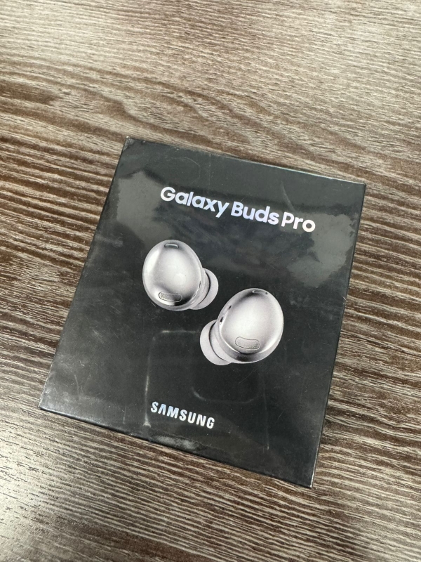 Беспроводные наушники Buds Pro серебро Беспроводные наушники Buds Pro серебро