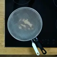 Сито плоское с ручкой Экран от брызг диаметр 26см Сито плоское с ручкой Экран от брызг диаметр 26см