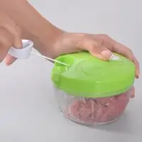 Ручной измельчитель овощей и фруктов Витаминка Ручной измельчитель овощей и фруктов Витаминка