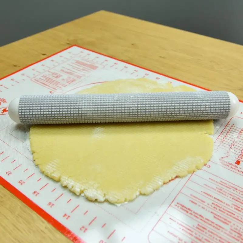 Скалка рифленая длина 27 см