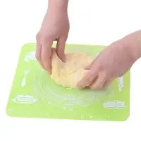 Коврик кулинарный силиконовый с разметкой 29х26 см (ассортимент) Коврик кулинарный силиконовый с разметкой 29х26 см (ассортимент)