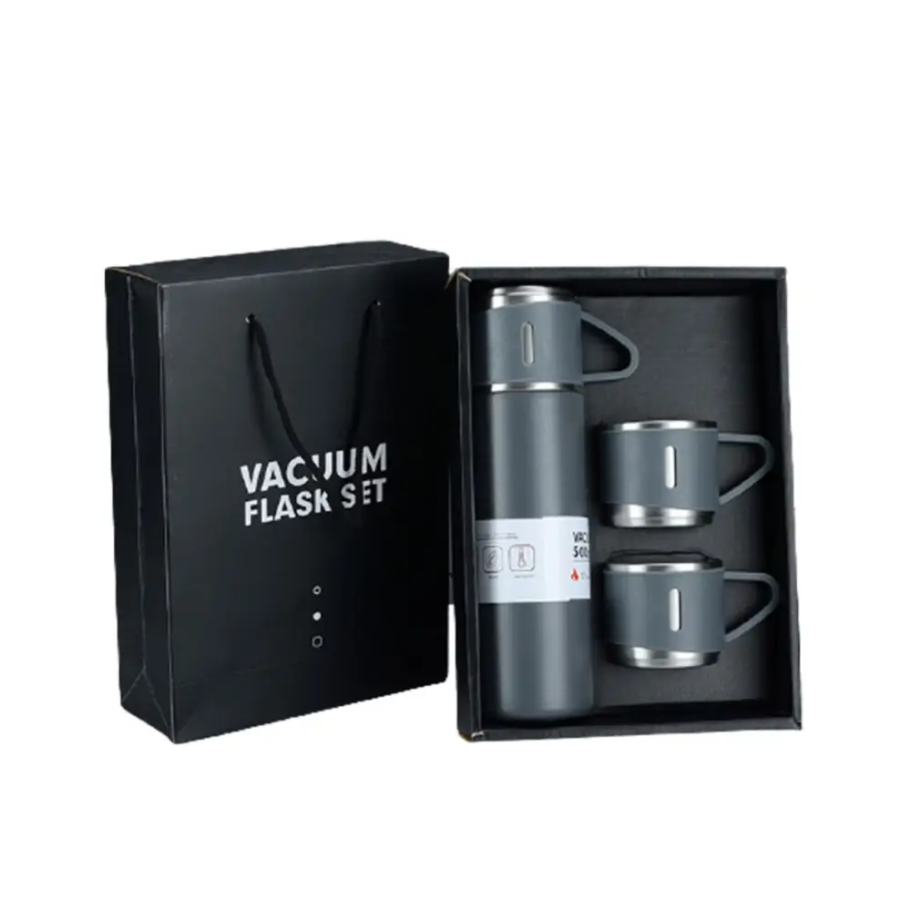 Подарочный набор Термос и кружки (цвет в ассортименте) Подарочный набор Термос и кружки (цвет в ассортименте)