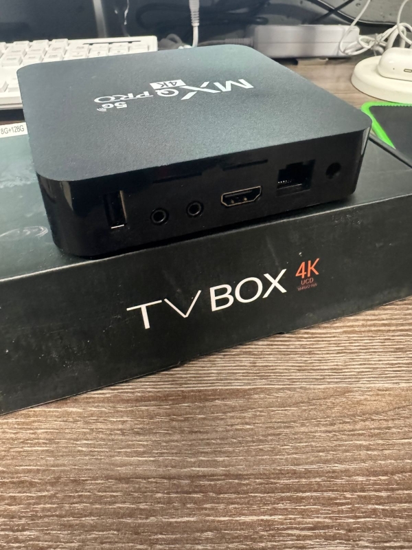 Смарт ТВ приставка MX Pro 4K 8/128 Wi-Fi Смарт ТВ приставка MX Pro 4K 8/128 Wi-Fi