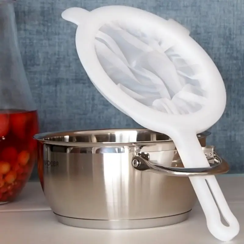 Сито для процеживания длина 26см диаметр 12см Сито для процеживания длина 26см диаметр 12см