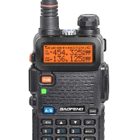 Рация Baofeng UV-5R 5W Рация Baofeng UV-5R 5W