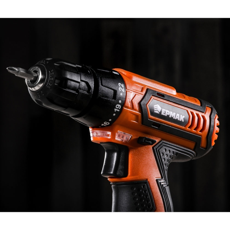 ЕРМАК Дрель-шуруповерт аккумуляторная ДША-12B, 0-550 об/мин, 1,3 Li-ion. 21 H*m, подсветка ЕРМАК Дрель-шуруповерт аккумуляторная ДША-12B, 0-550 об/мин, 1,3 Li-ion. 21 H*m, подсветка