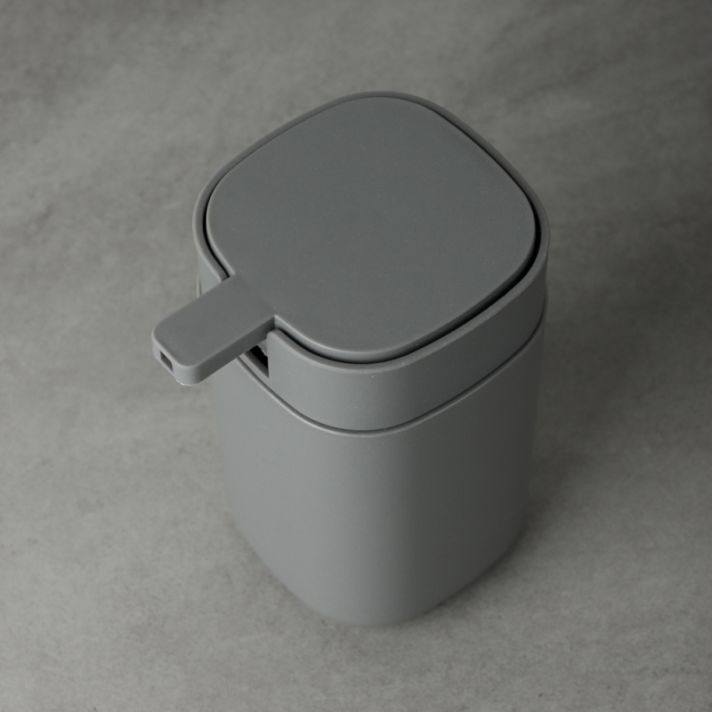 VETTA Дозатор для жидкого мыла Prime, пластик, 7,5х9,8х13см, 2 цвета VETTA Дозатор для жидкого мыла Prime, пластик, 7,5х9,8х13см, 2 цвета