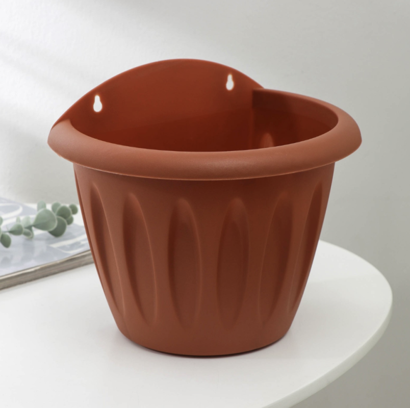 Кашпо настенное «Фелиция», 3,4 л, цвет терракотовый Кашпо настенное «Фелиция», 3,4 л, цвет терракотовый