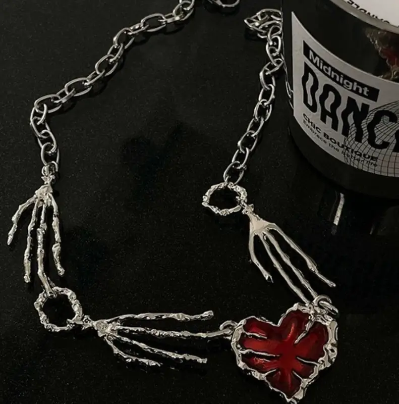 Цепочка на шею с подвеской Сердце y2k