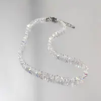 Браслет на руку с прозрачными кристаллами