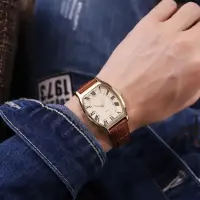 Часы женские наручные коричневый ремешок золотистые Часы женские наручные коричневый ремешок золотистые