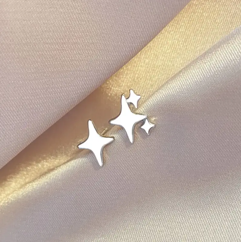 Серьги-гвоздики Звезды серебристые