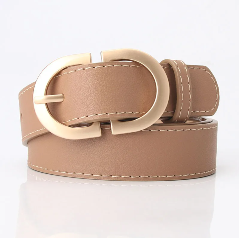 Ремень бежевый с золотой пряжкой 85 см Ремень бежевый с золотой пряжкой 85 см