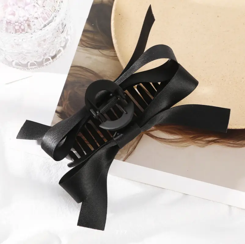 Крабик для волос с атласным бантом черный 18 см
