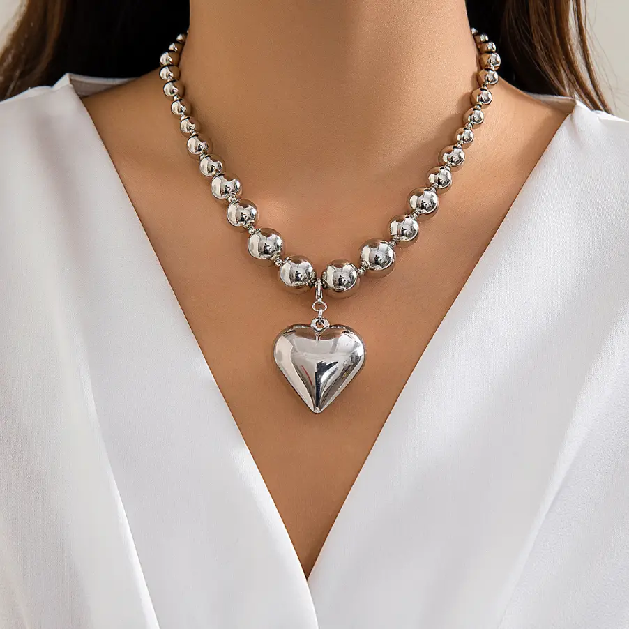 Колье на шею массивное с Сердцем