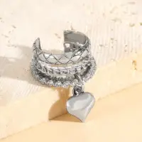 Кафф тройной с кристаллами и сердцем серебристый