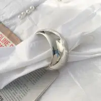 Браслет массивные серебристый