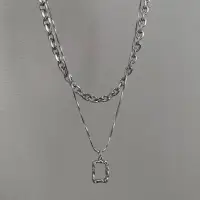 Колье на шею многослойное с подвеской серебристое