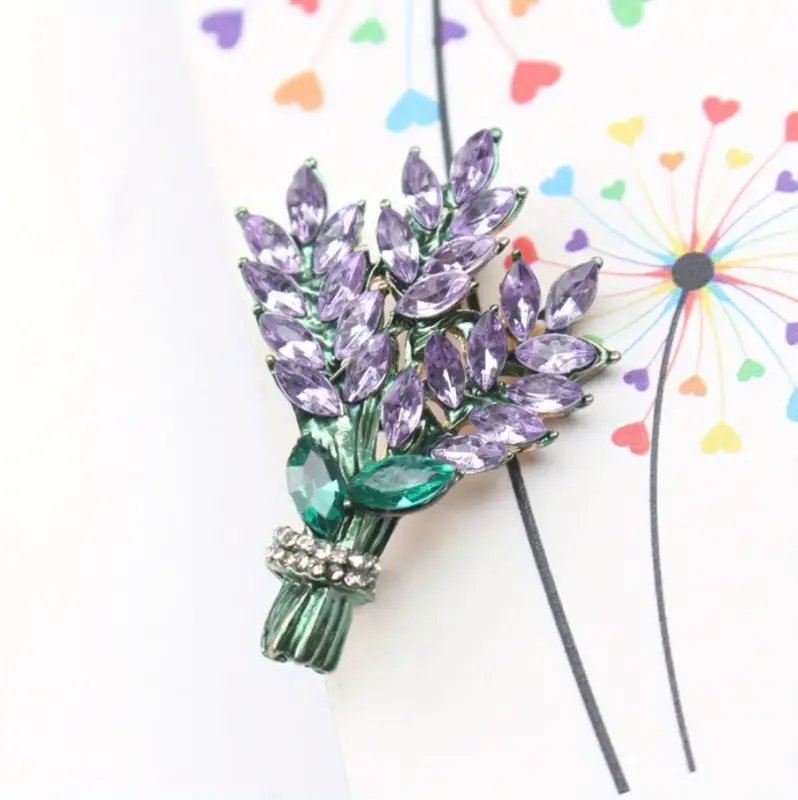 Брошь Лаванда с камнями
