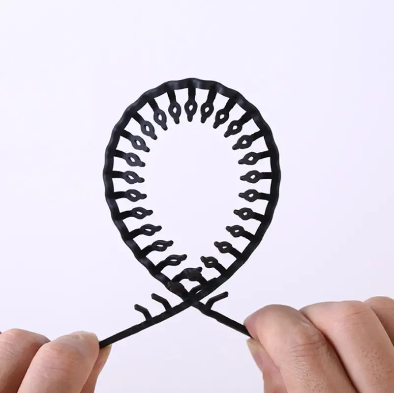 Ободок для волос пластиковый черный