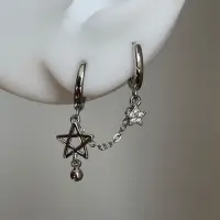 Серьга конго Звезды с кристаллами на два прокола