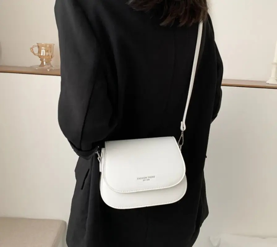 Сумка кросс-боди экокожа белая Сумка кросс-боди экокожа белая