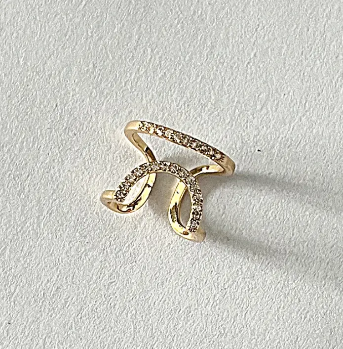 Кольцо на фалангу с кристаллами золотистое