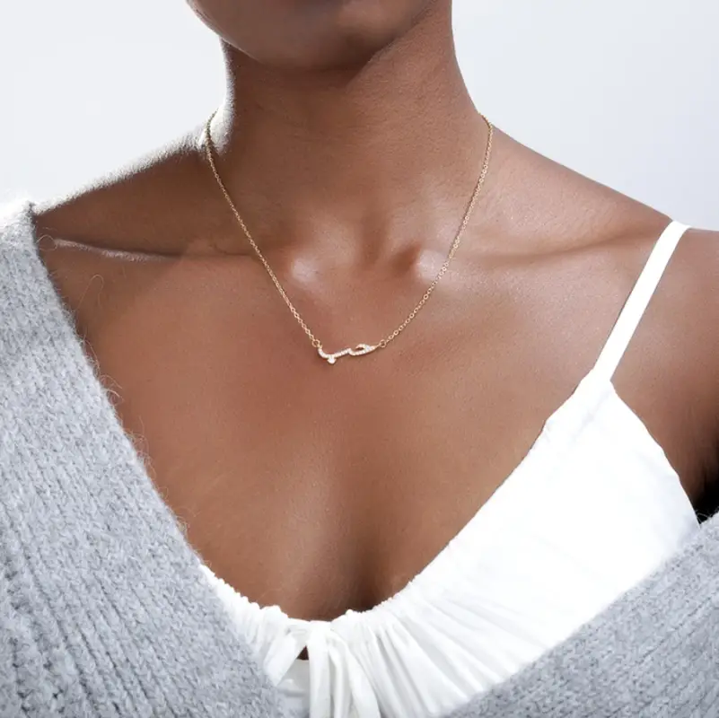 Подвеска Любовь на арабском на цепочке серебристая