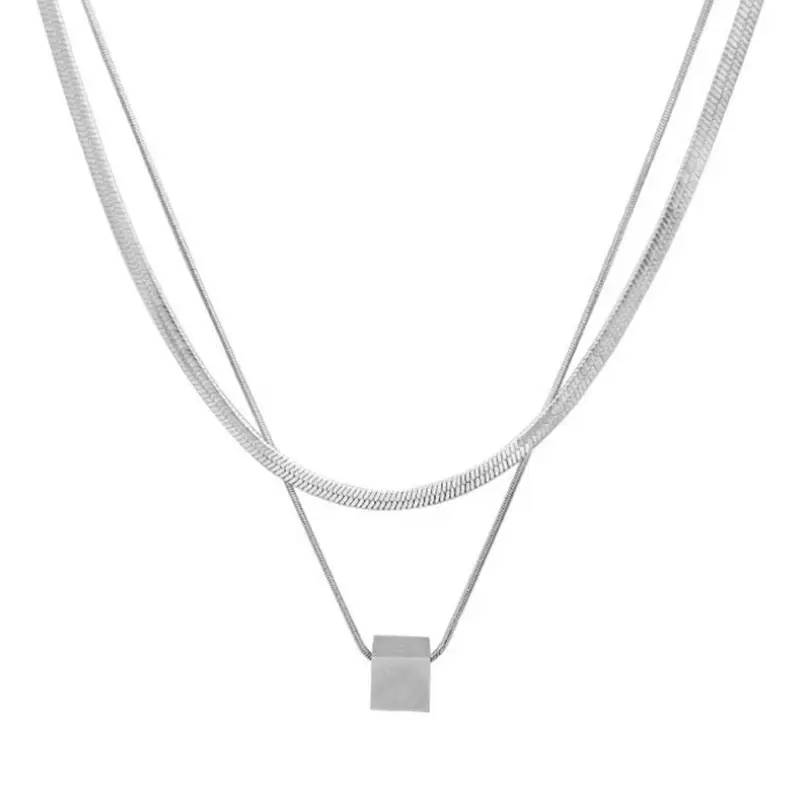 Подвеска на шею Кубик двойная