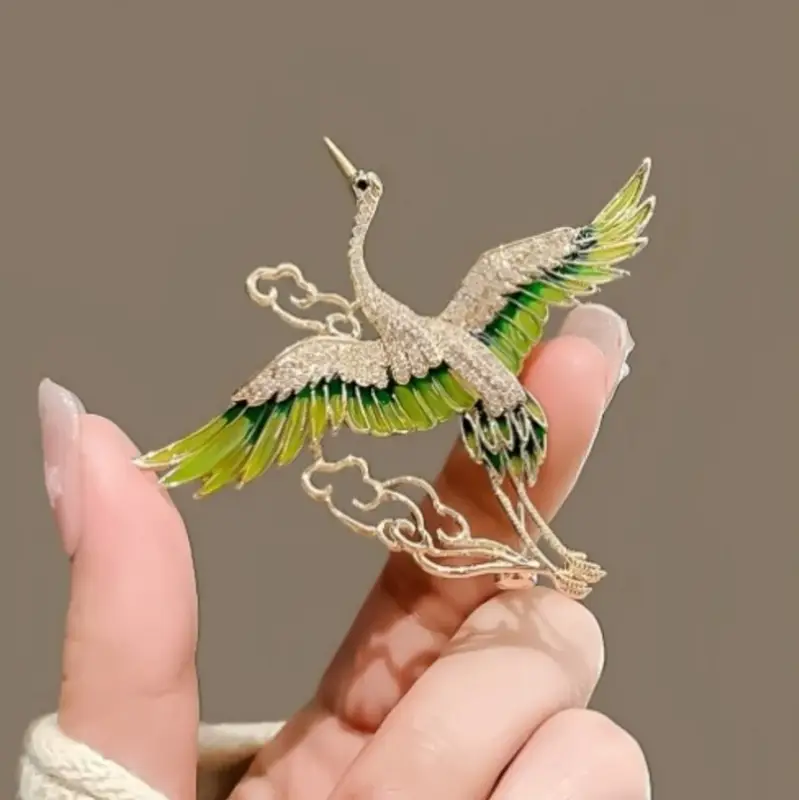 Брошь Журавль с кристаллами золотистый Брошь Журавль с кристаллами золотистый