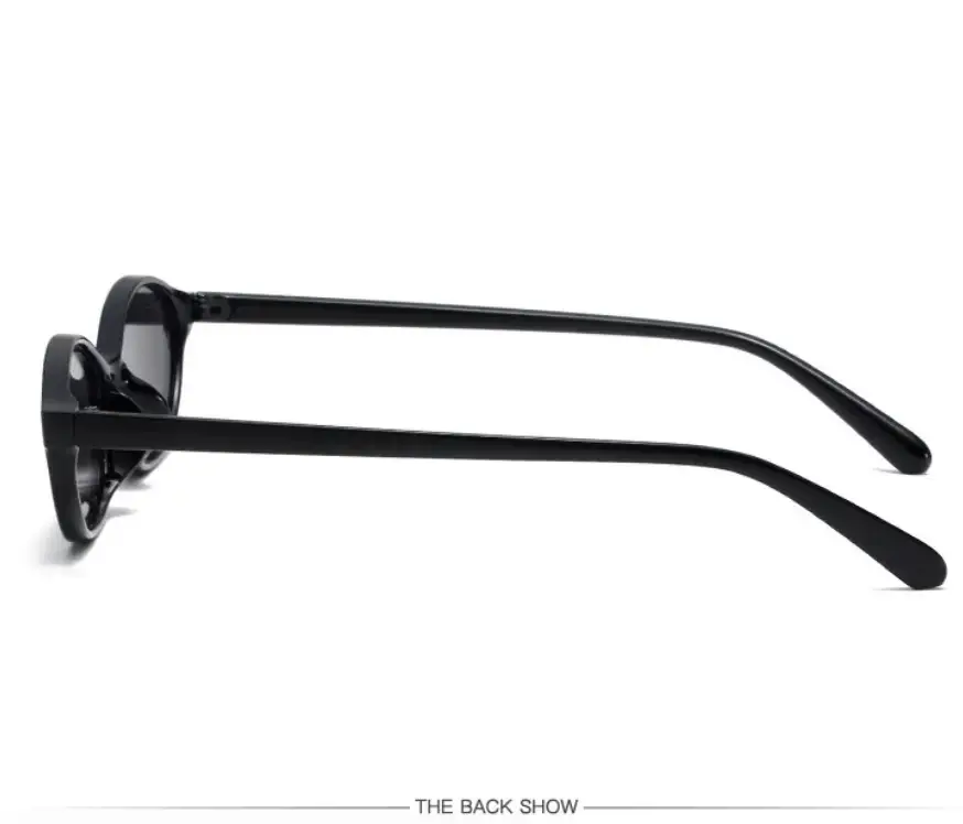 Очки солнцезащитные женские овальные черный