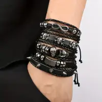 Набор браслетов с шипами и черепами экокожа 5 штук