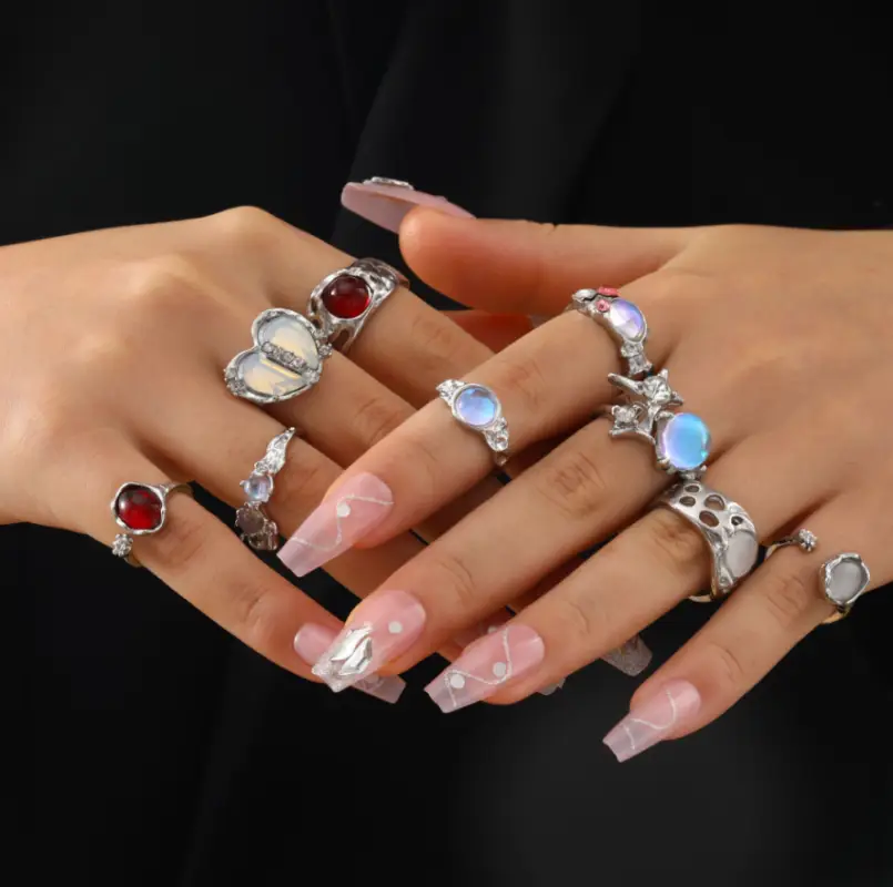 Набор колец объемные с камнями 9 штук