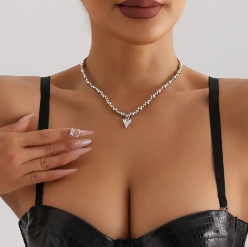 Чокер на шею Сердце серебристый