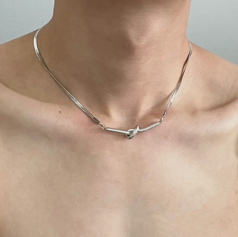 Чокер на шею с узелком металлический