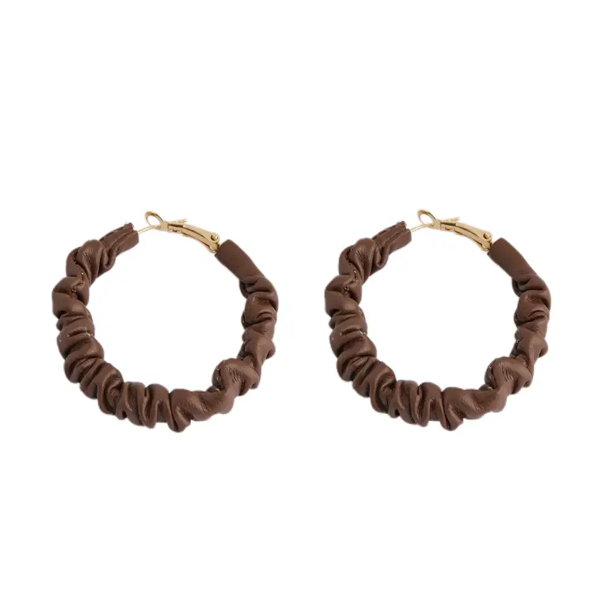 Серьги кольца из экокожи коричневые