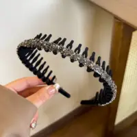 Ободок для волос пластиковый черный(Копия)