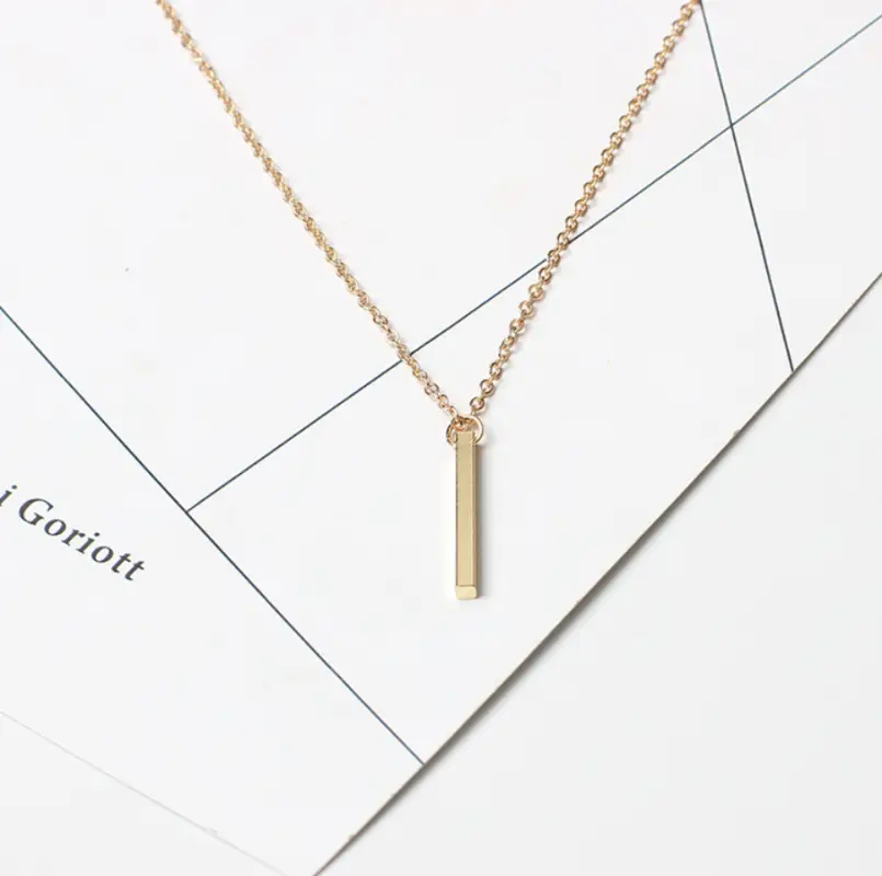 Чокер на шею с подвеской и цепочкой черный