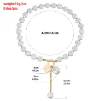 Колье на шею с жемчугом и застежкой золотистое