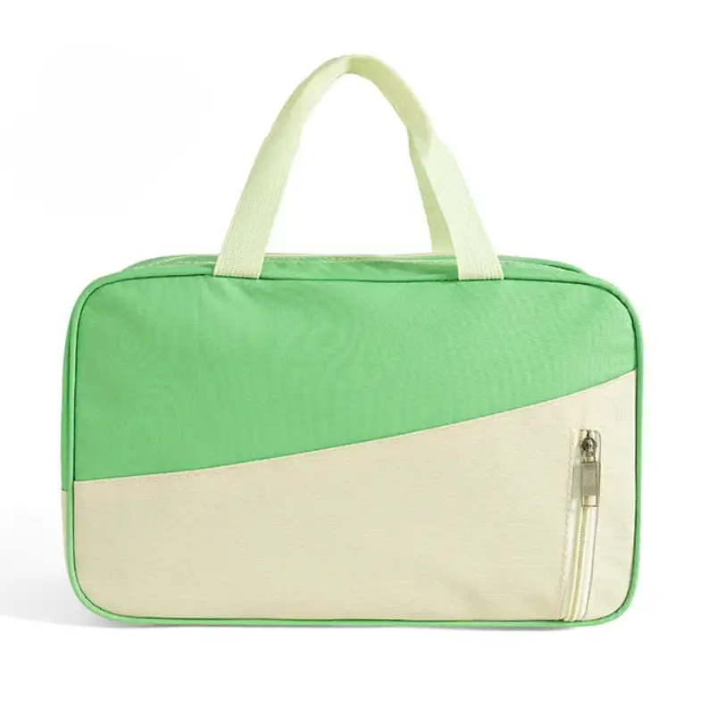 Сумка сумка-саквояж спортивная зеленая Сумка сумка-саквояж спортивная зеленая